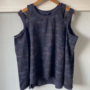 Sanctuary camo sweatshirt 